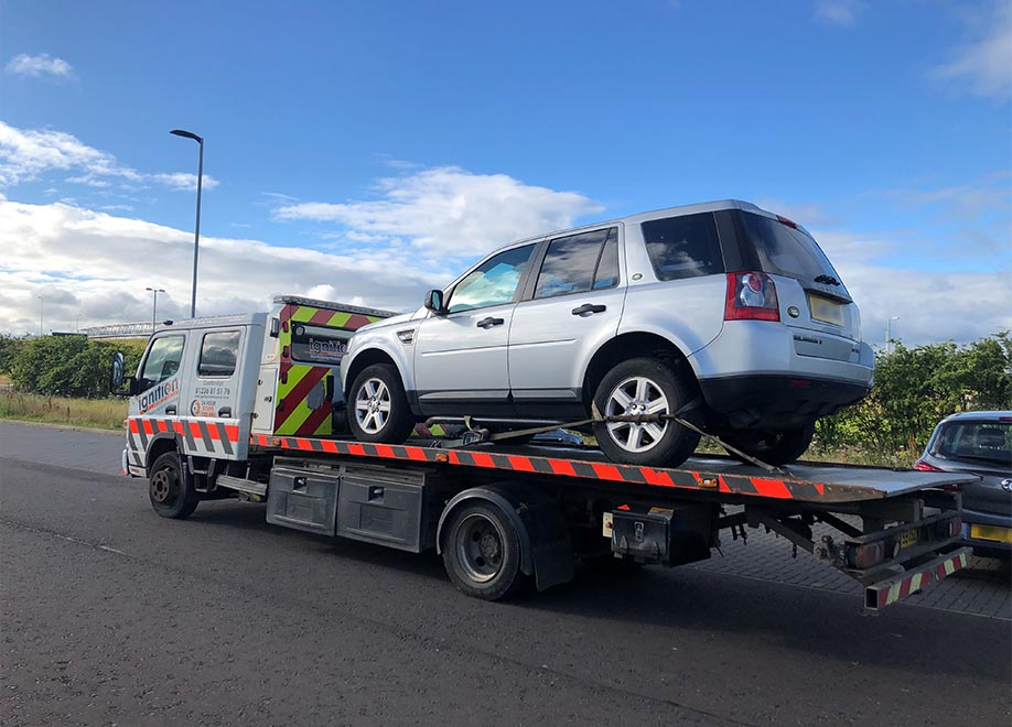 Secure Car Recovery in Dubai